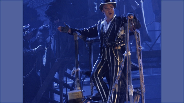 Joseph Merrick dit Elephant Man with Opera de Nice;
Robert Breault as Tom Norman Joseph Merrick dit Elephant Man - Opera de Nice