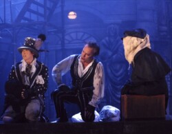 Joseph Merrick dit Elephant Man with Opera de Nice; Robert Breault as Tom Norman Joseph Merrick dit Elephant Man - Opera de Nice