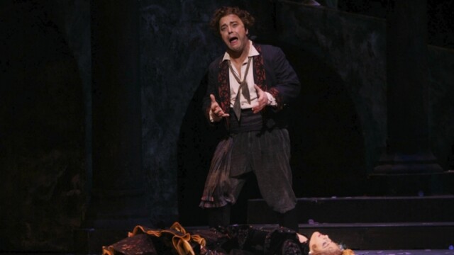 Carmen - New York City Opera;
Robert Breault as Don Jose, Kate Aldrich as Carmen Carmen New York City Opera