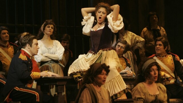 Carmen - New York City Opera;
Robert Breault as Don Jose, Kate Aldrich as Carmen Carmen New York City Opera