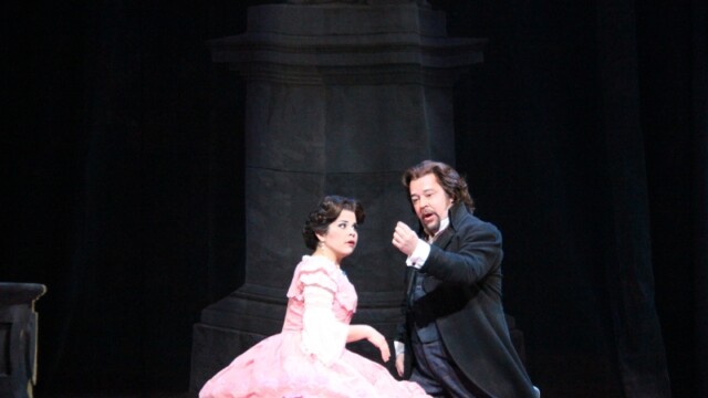 Robert Breault as Edgardo and Simone Osborne as Lucia. Photo Credit to Catherine Szabo Robert Breault in Lucia di Lammermoor Edmonton Opera;