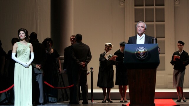 Semele with New York City Opera;
Robert Breault as Jupiter, with Vivica Genaux as Juno Semele - New York City Opera