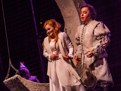 Rigoletto with Edmonton Opera;
Robert Breault as the Duke and Tracy Dahl as Gilda Rigoletto - Edmonton Opera